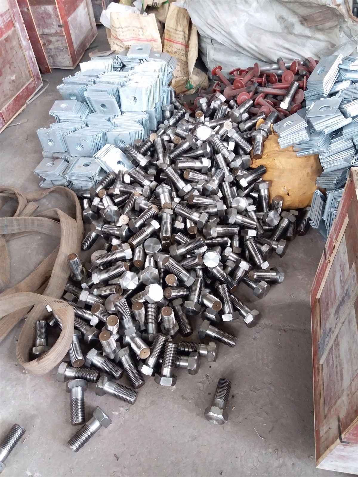 預(yù)埋件（金屬配件）